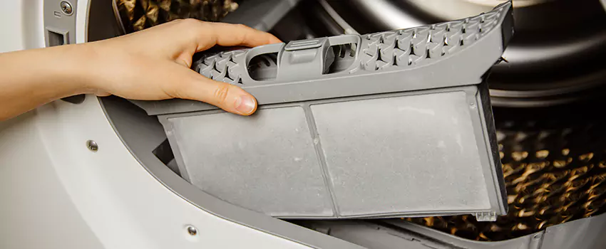 Signs Of A Clogged Dryer Lint Trap in East Hartford, Connecticut